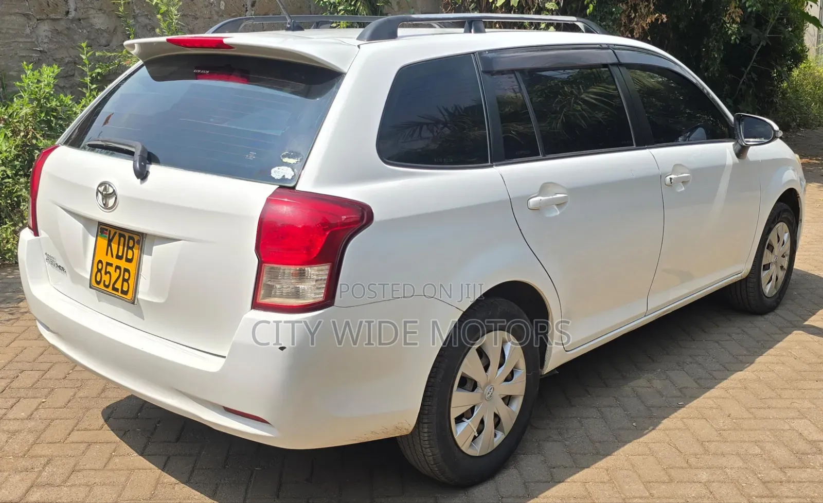 Toyota Corolla Fielder 2013 White