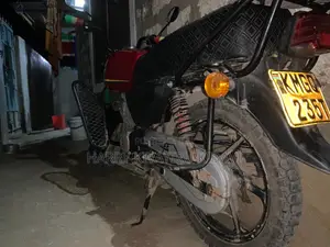 Honda 2022 Red