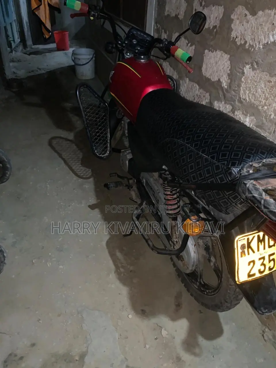 Honda 2022 Red