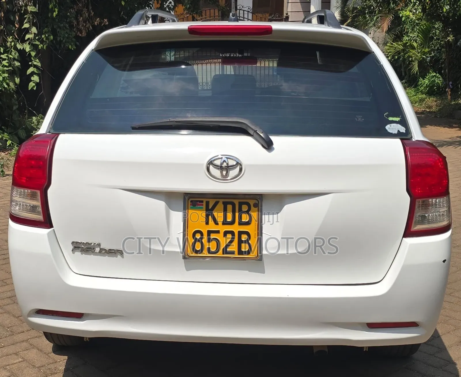 Toyota Corolla Fielder 2013 White