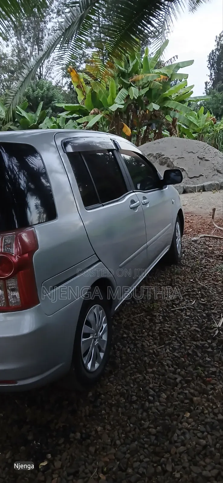 Toyota Raum 2009 Silver