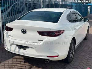 Mazda 3 2019 White