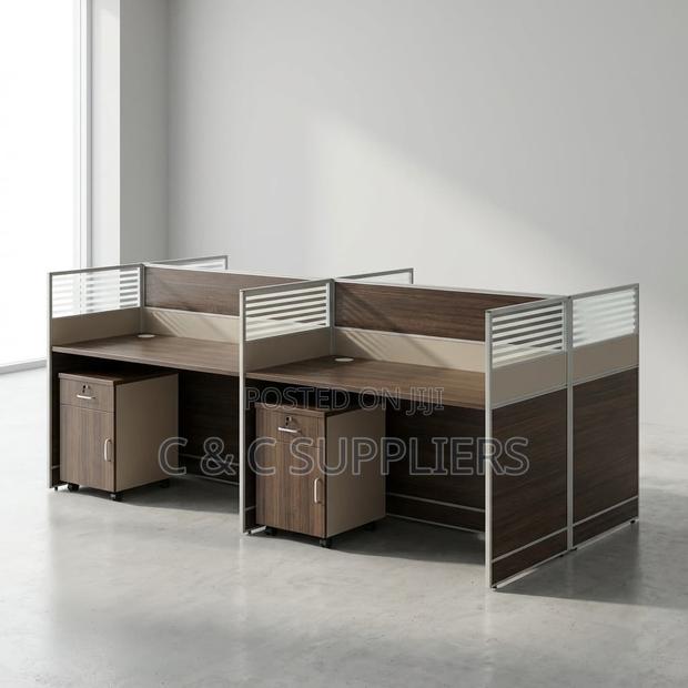 Modern 4-Person Modular Workstation - thumbnail 2