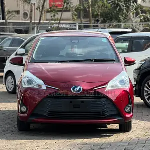 Toyota Vitz 1.5 FWD Hybrid 5dr 2019 Red
