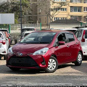 Toyota Vitz 1.5 FWD Hybrid 5dr 2019 Red