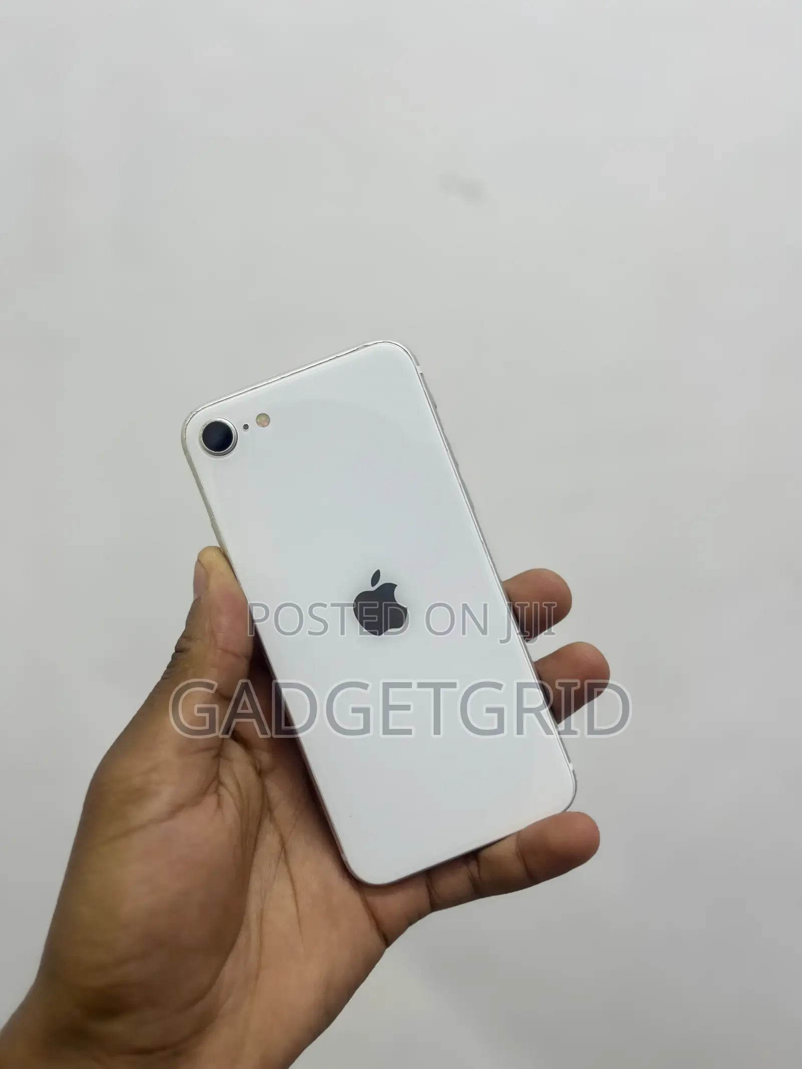 Apple iPhone SE (2022) 128 GB White
