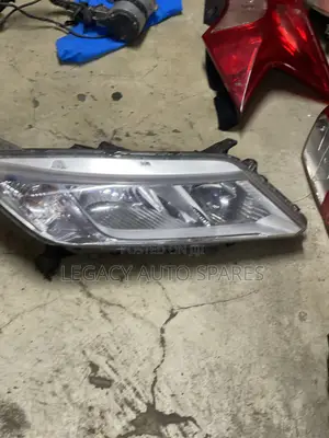 Honda Grace Headlight