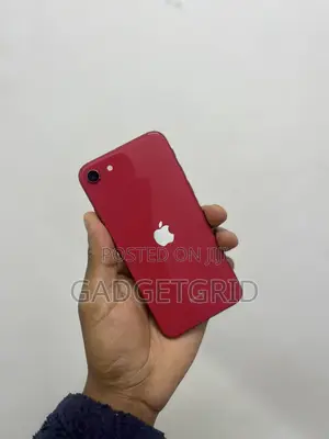 Apple iPhone SE (2022) 64 GB Red