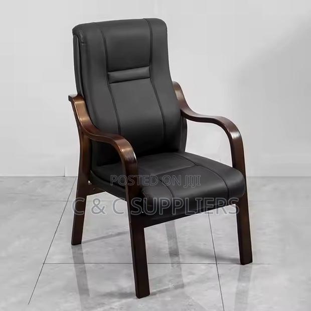 Executive Director's Office Guest Chair. - thumbnail 4