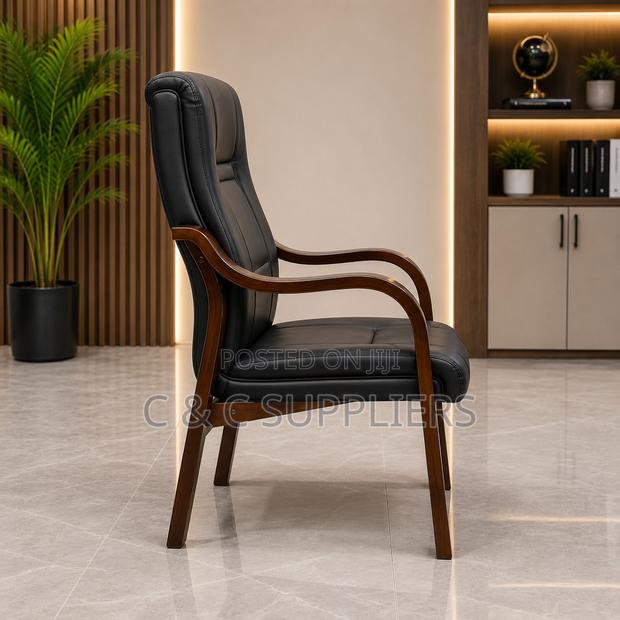 Executive Director's Office Guest Chair. - thumbnail 6