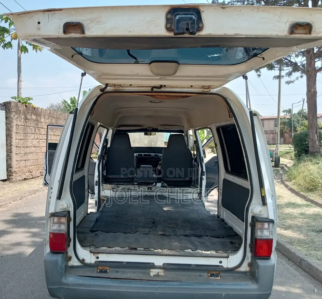 Mazda Bongo 2012 White