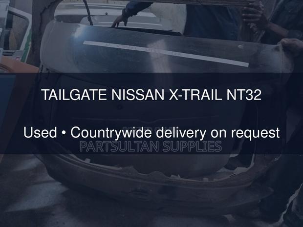 Tailgate Nissan X-Trail Nt32 - thumbnail 2