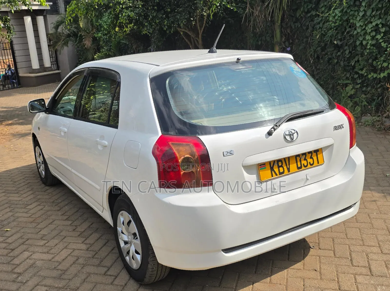 Toyota Corolla RunX 2006 White