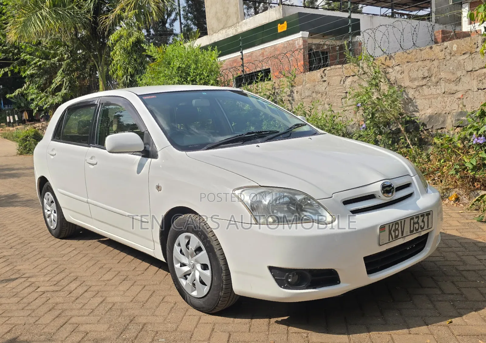 Toyota Corolla RunX 2006 White