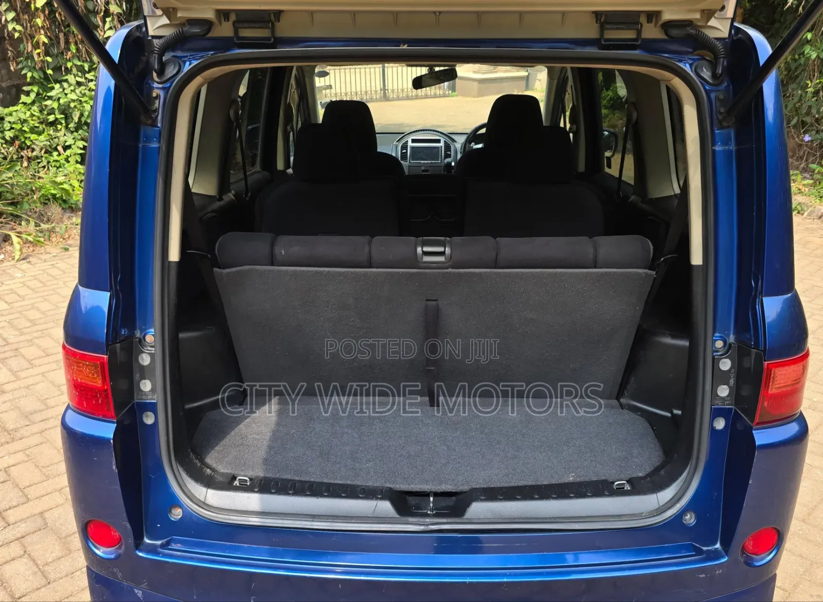 Nissan Lafesta 2011 Blue