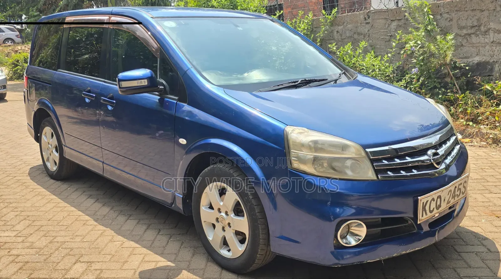 Nissan Lafesta 2011 Blue