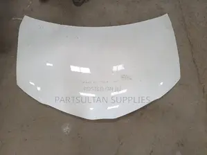 Bonnet Toyota Axio 165 2014