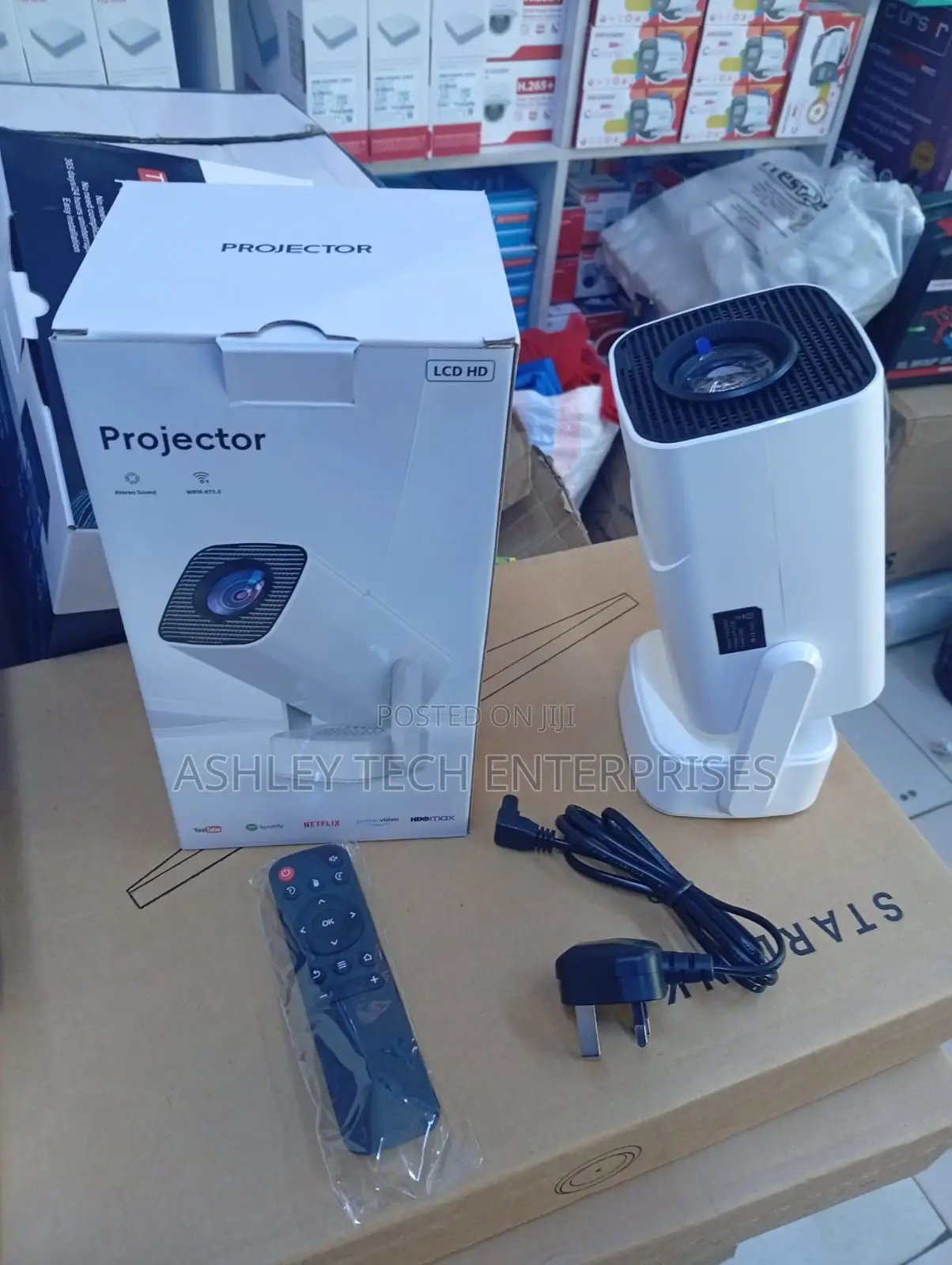 New Turbo F800 Android 13 Projector – Gaming Movie Projector