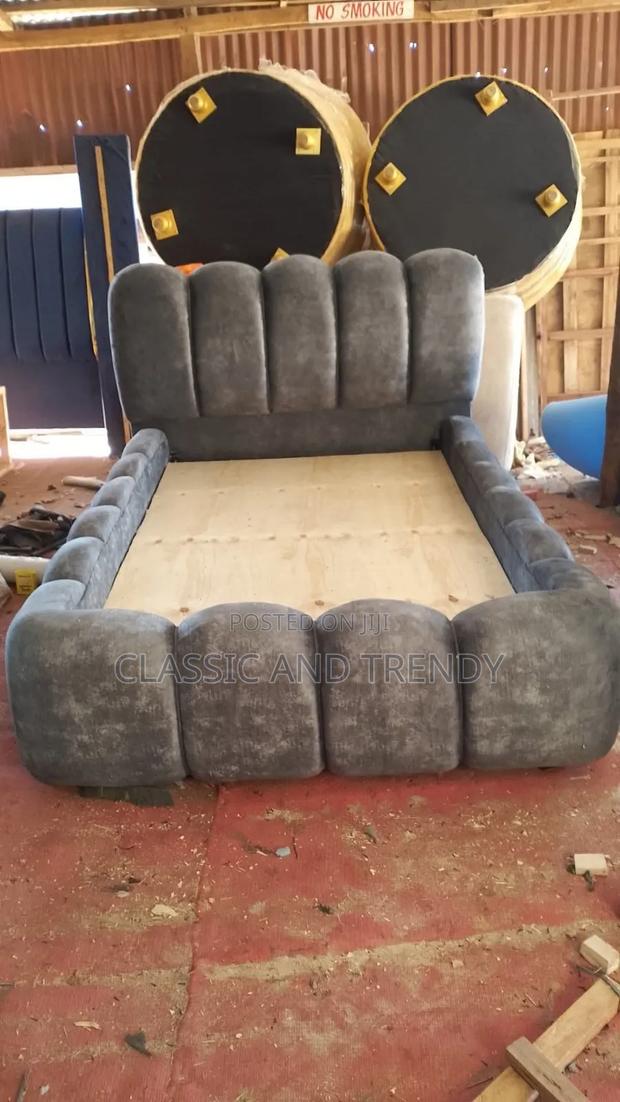 4x6 Grey Bubble Bed ( Chester Bed)