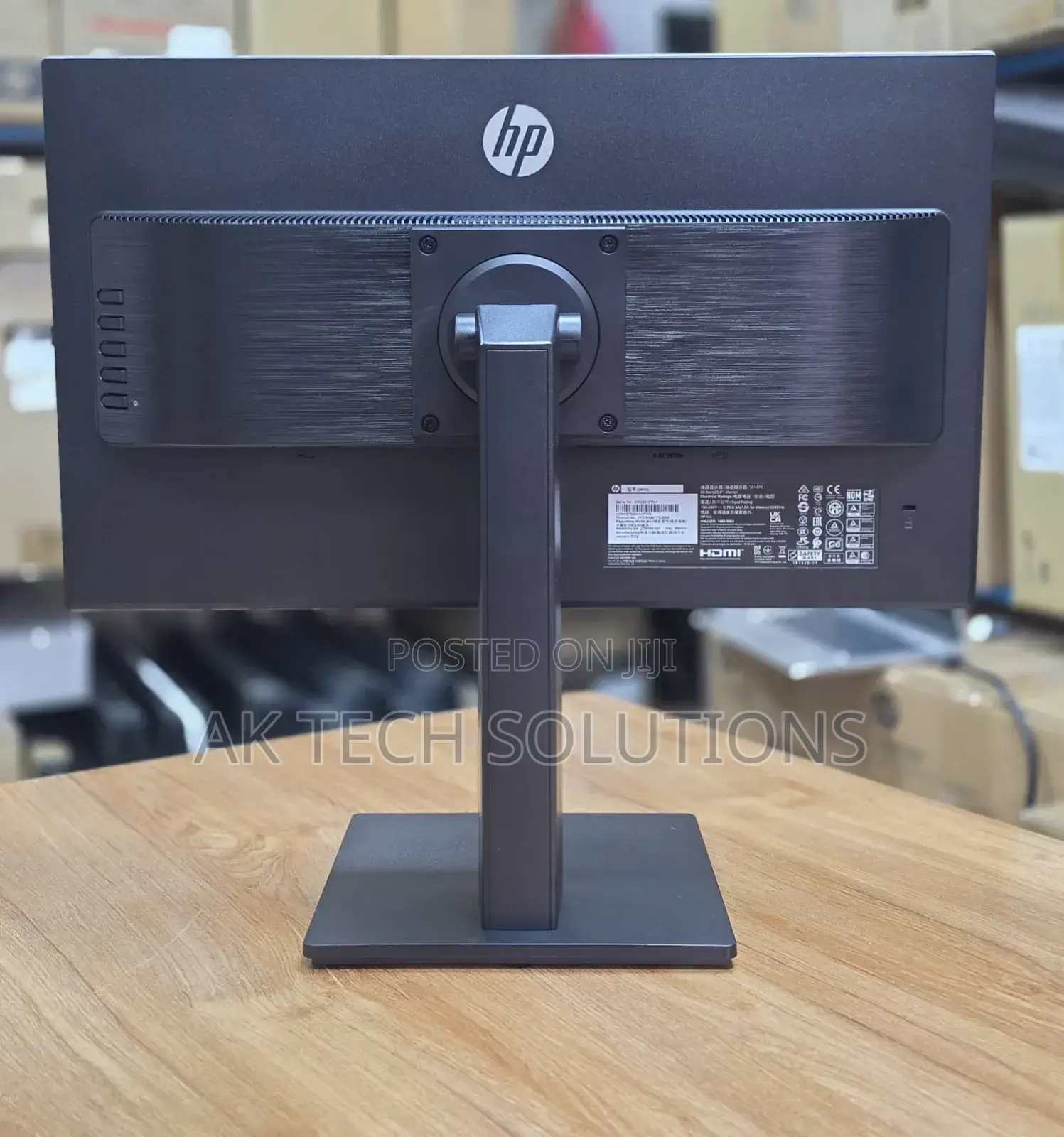 Model:HP 24MQ
Size:24 Inch 
Resolution:Qhd (2560*1440)