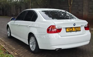 BMW 320i 2007 Pearl