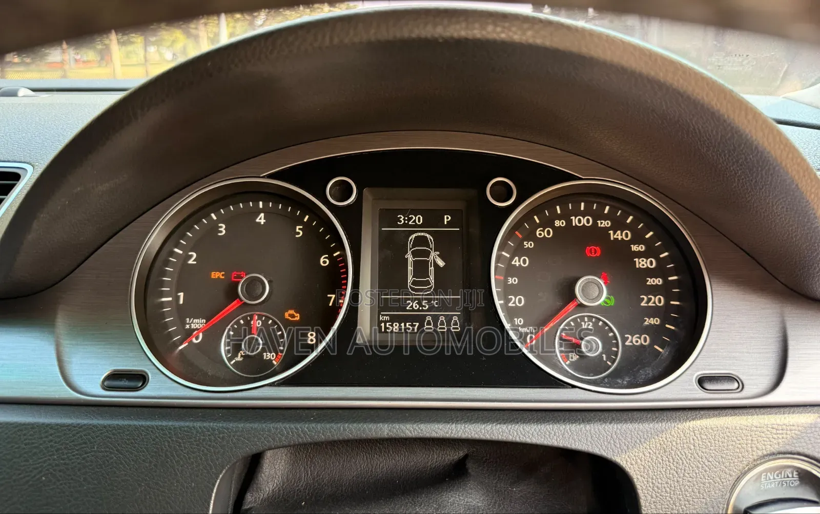 Volkswagen Passat 2011 Black