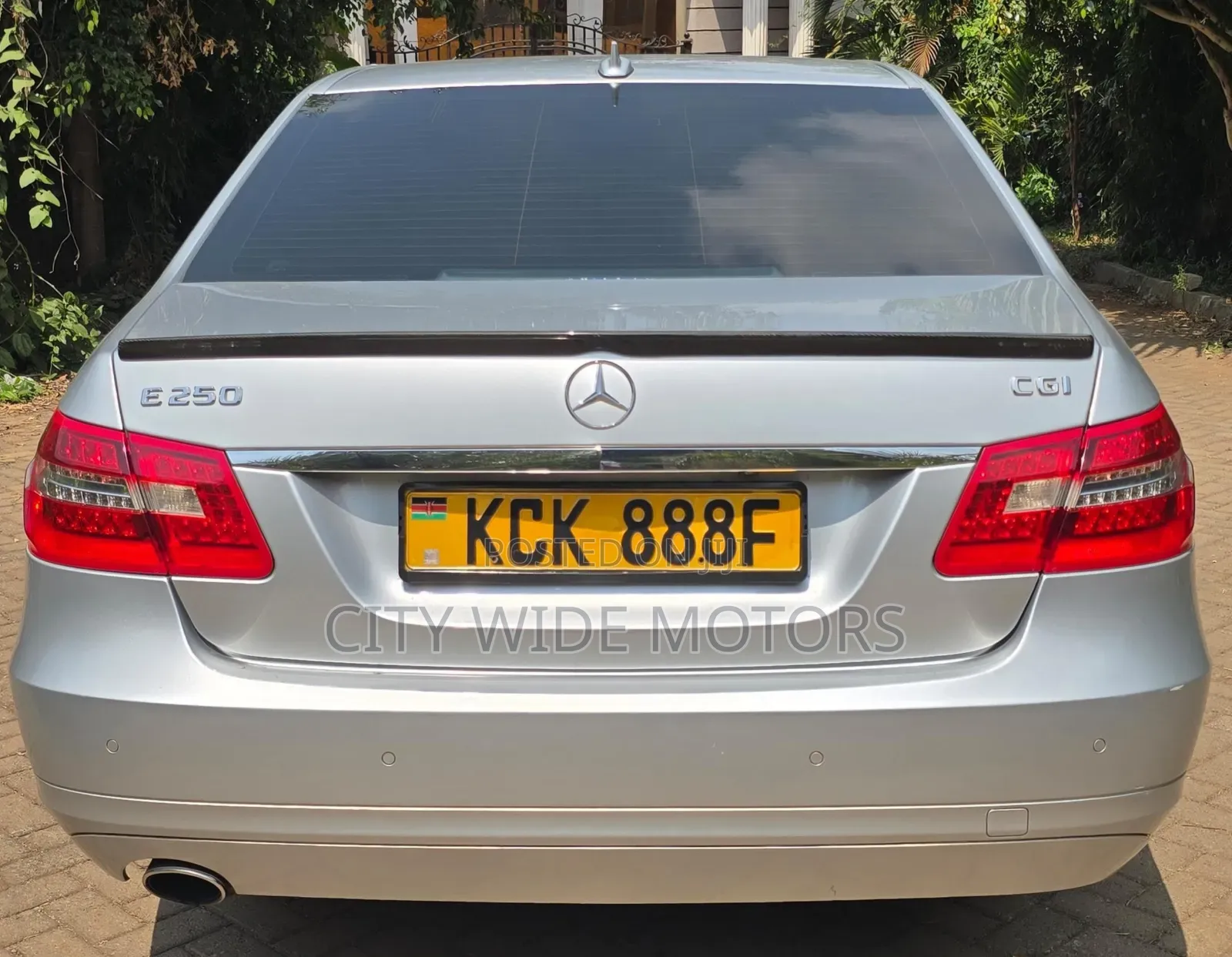 Mercedes-Benz E250 2009 Silver