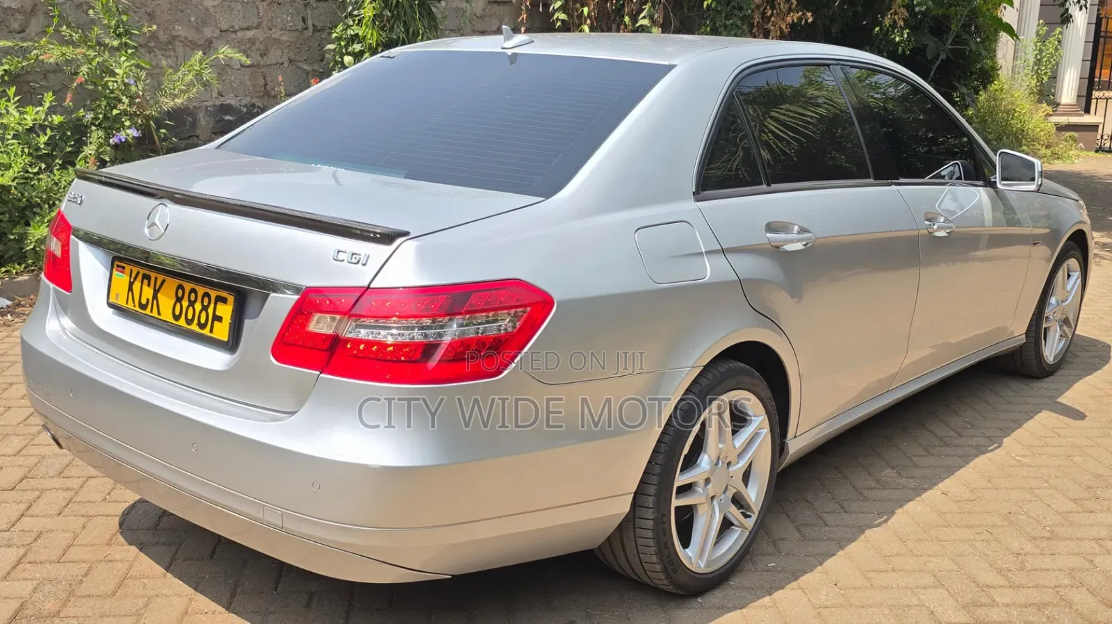 Mercedes-Benz E250 2009 Silver