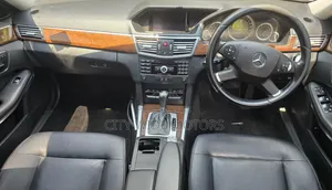 Mercedes-Benz E250 2009 Silver