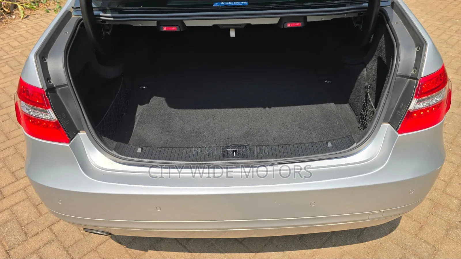Mercedes-Benz E250 2009 Silver