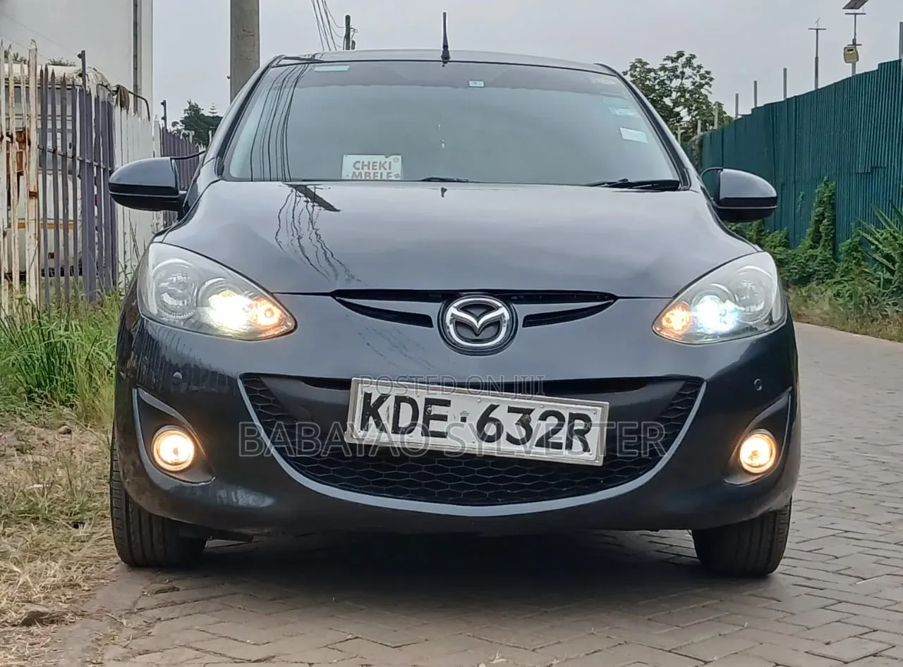 Mazda Demio 2014 Gray