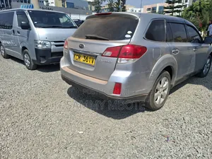 Subaru Outback 2010 Silver