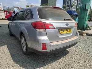 Subaru Outback 2010 Silver