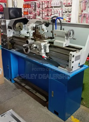 Manual Metal Lathe Machine