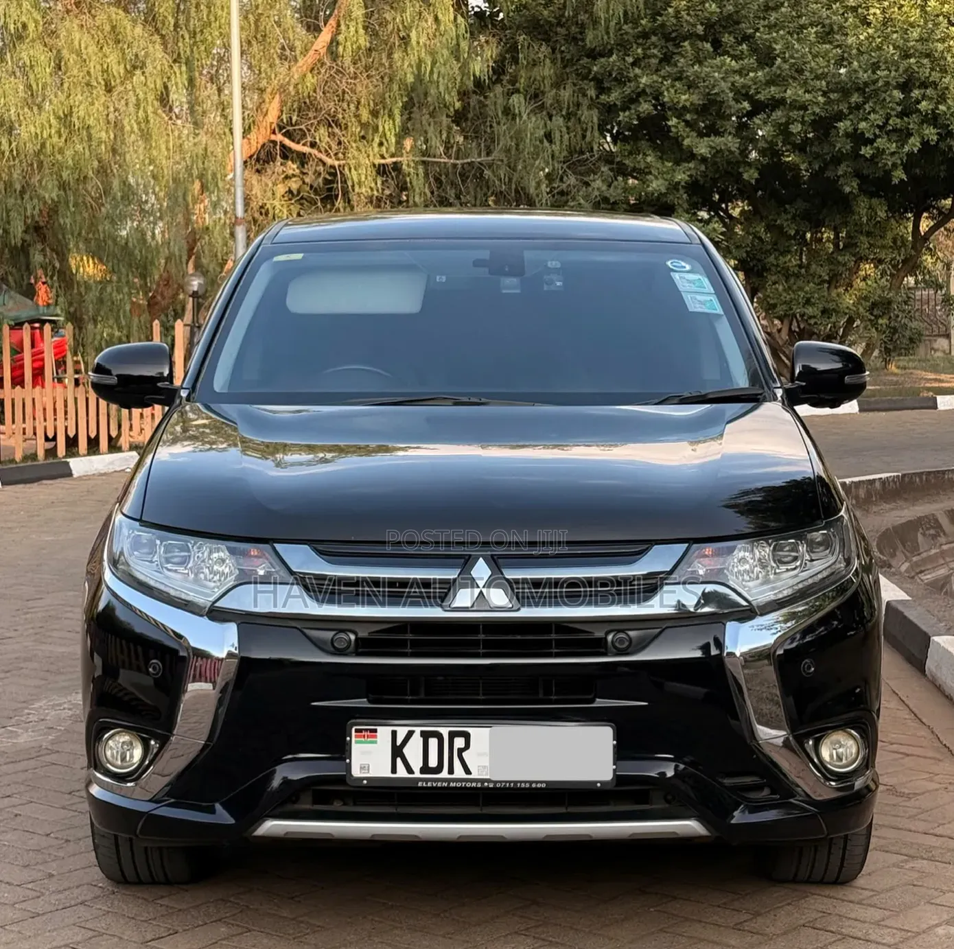 Mitsubishi Outlander 2017 Black
