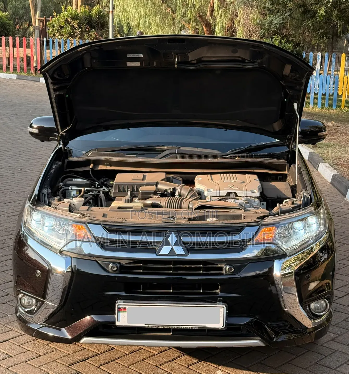 Mitsubishi Outlander 2017 Black