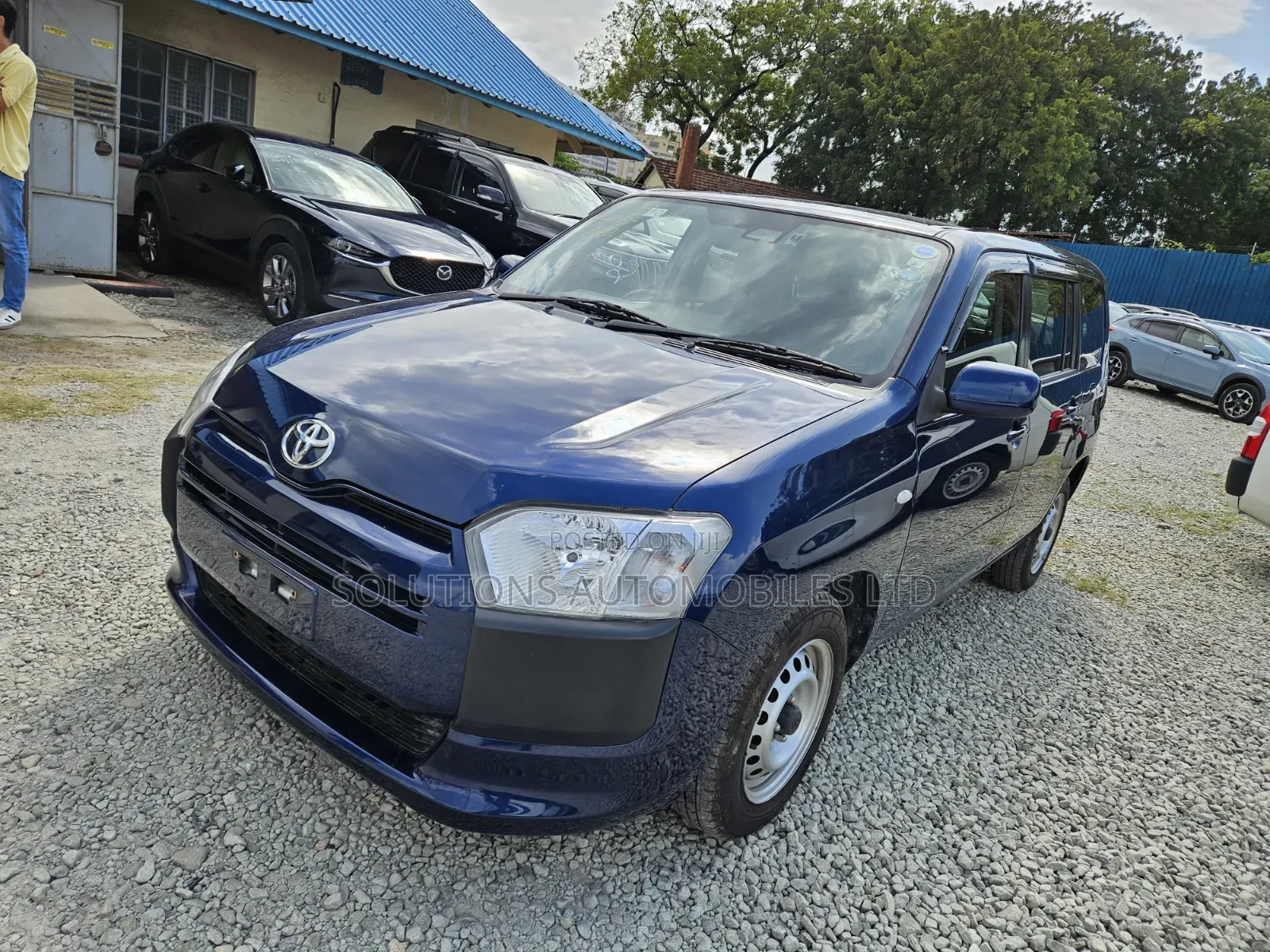 Toyota Succeed 2020 Blue