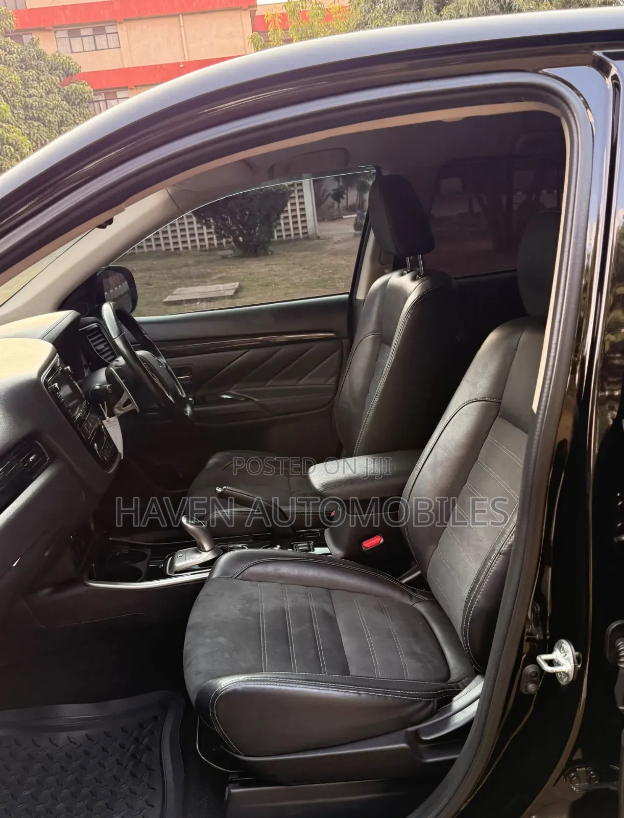 Mitsubishi Outlander 2017 Black