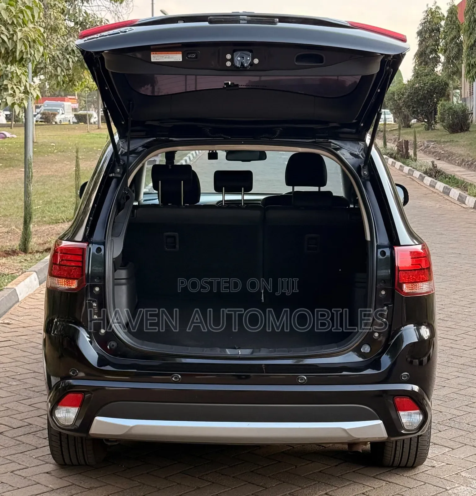 Mitsubishi Outlander 2017 Black