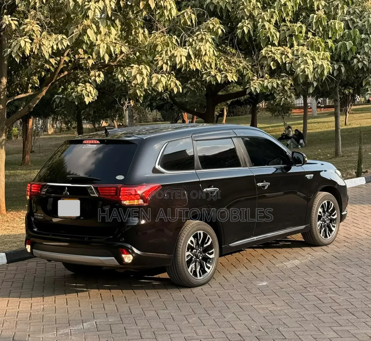 Mitsubishi Outlander 2017 Black