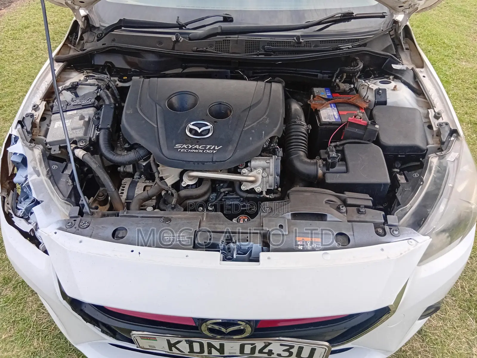 Mazda Demio 2016 Pearl