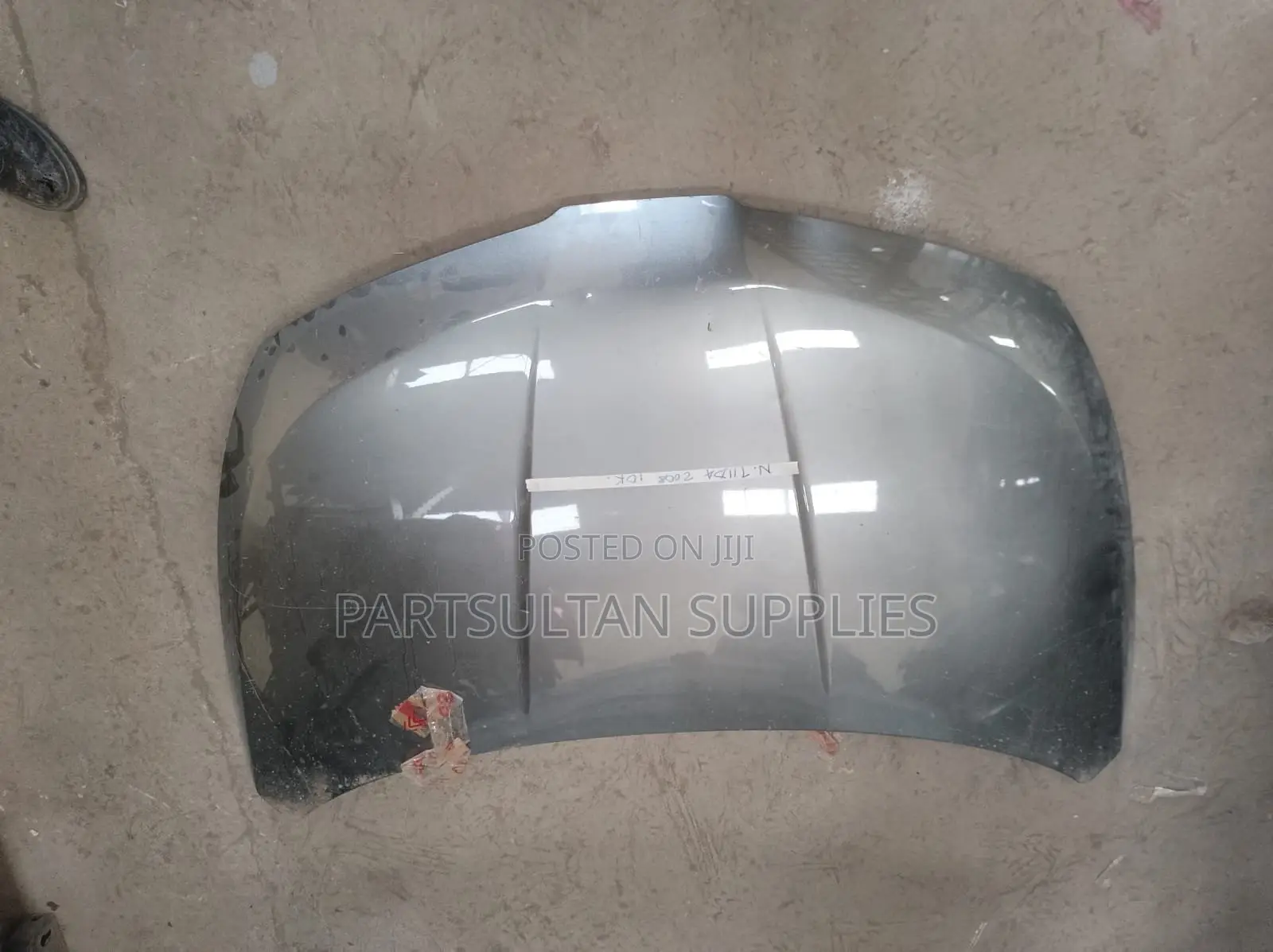 Bonnet Nissan Tiida 2008