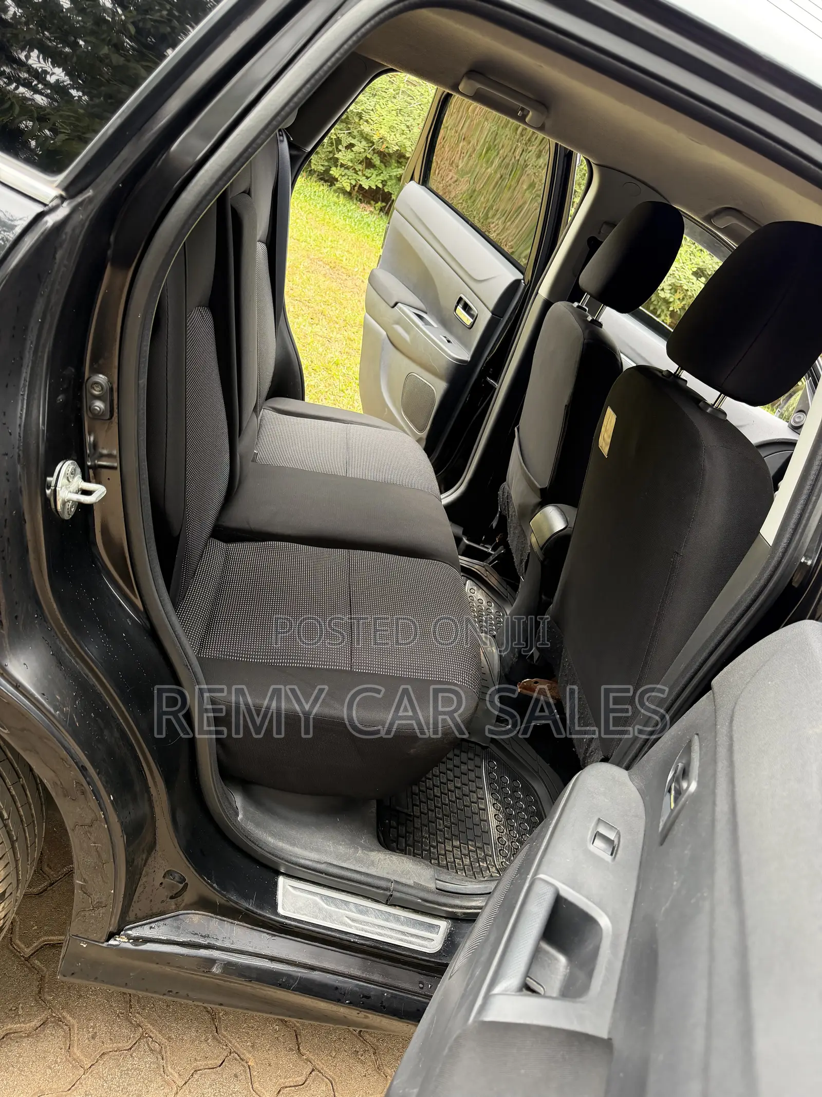 Mitsubishi RVR 2013 Black