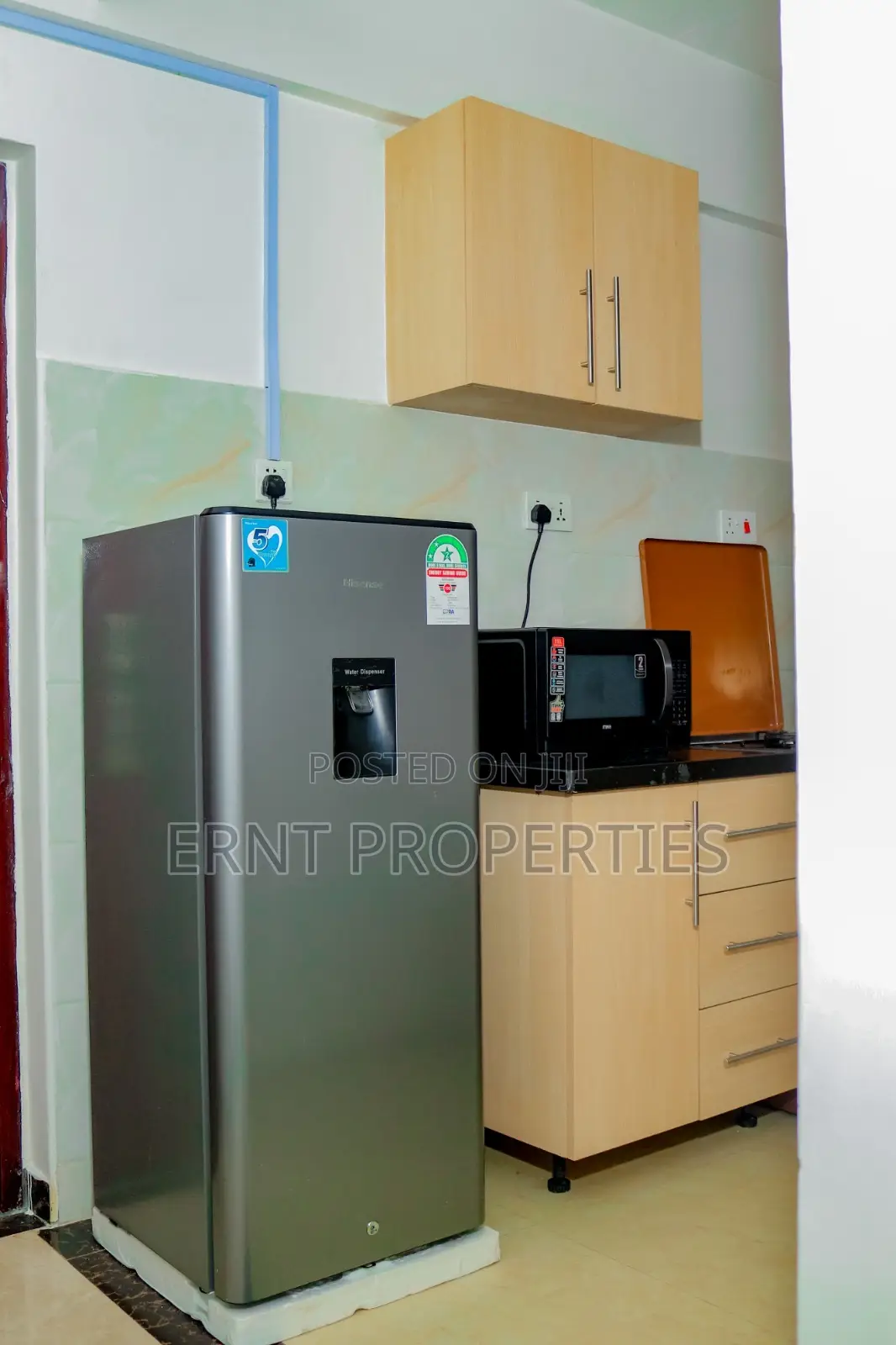  Furnished 2-Bedroom Apartment for Short Long Stay – Dennis Pritt