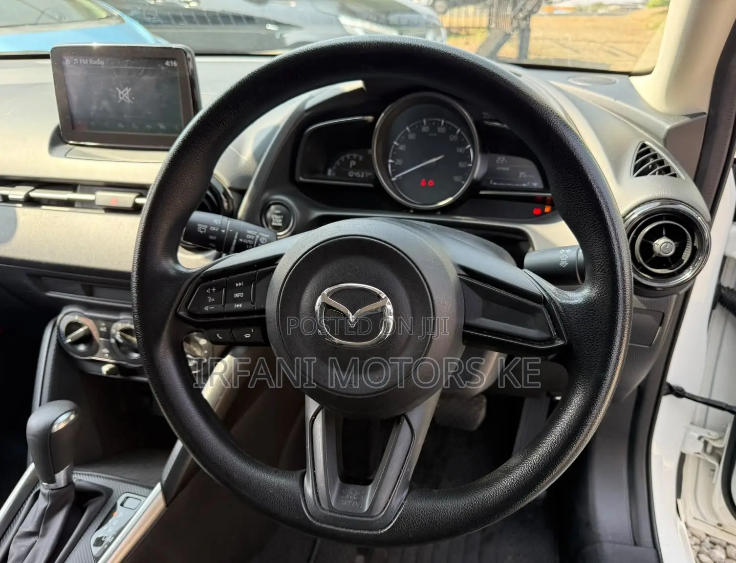 Mazda 2 2019 White