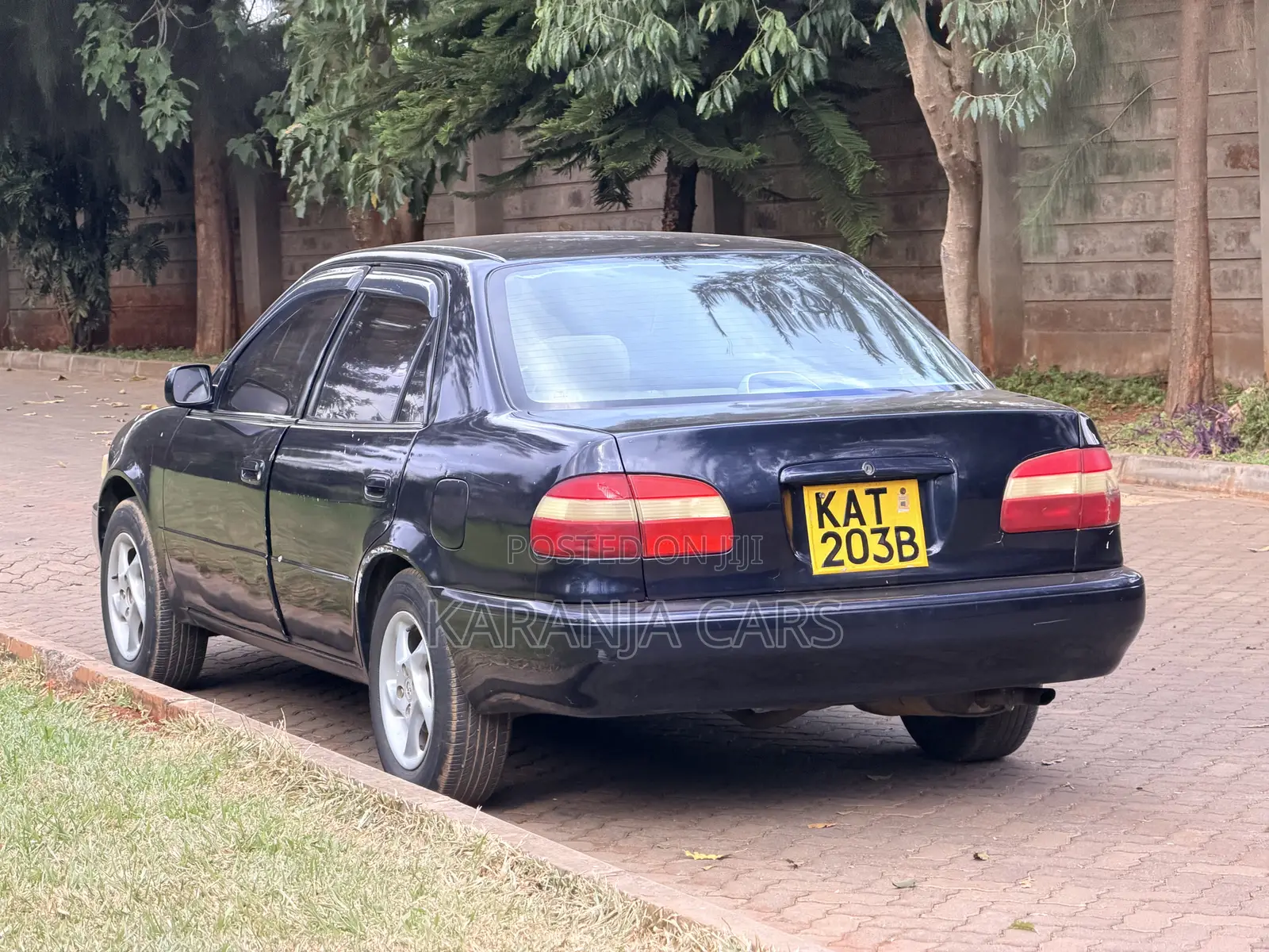 Toyota Corolla Sedan 1999