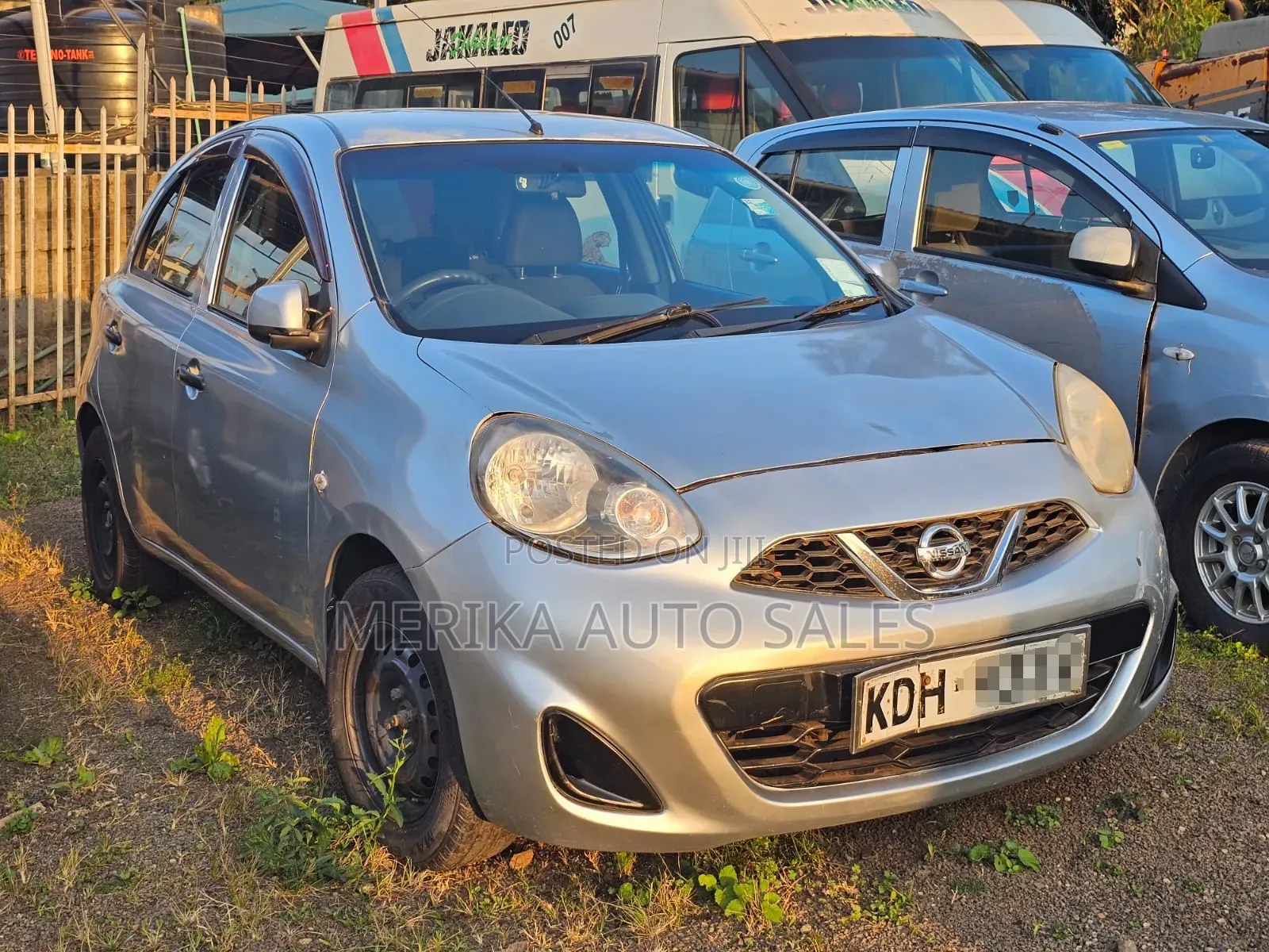 Nissan March 2015 Silver