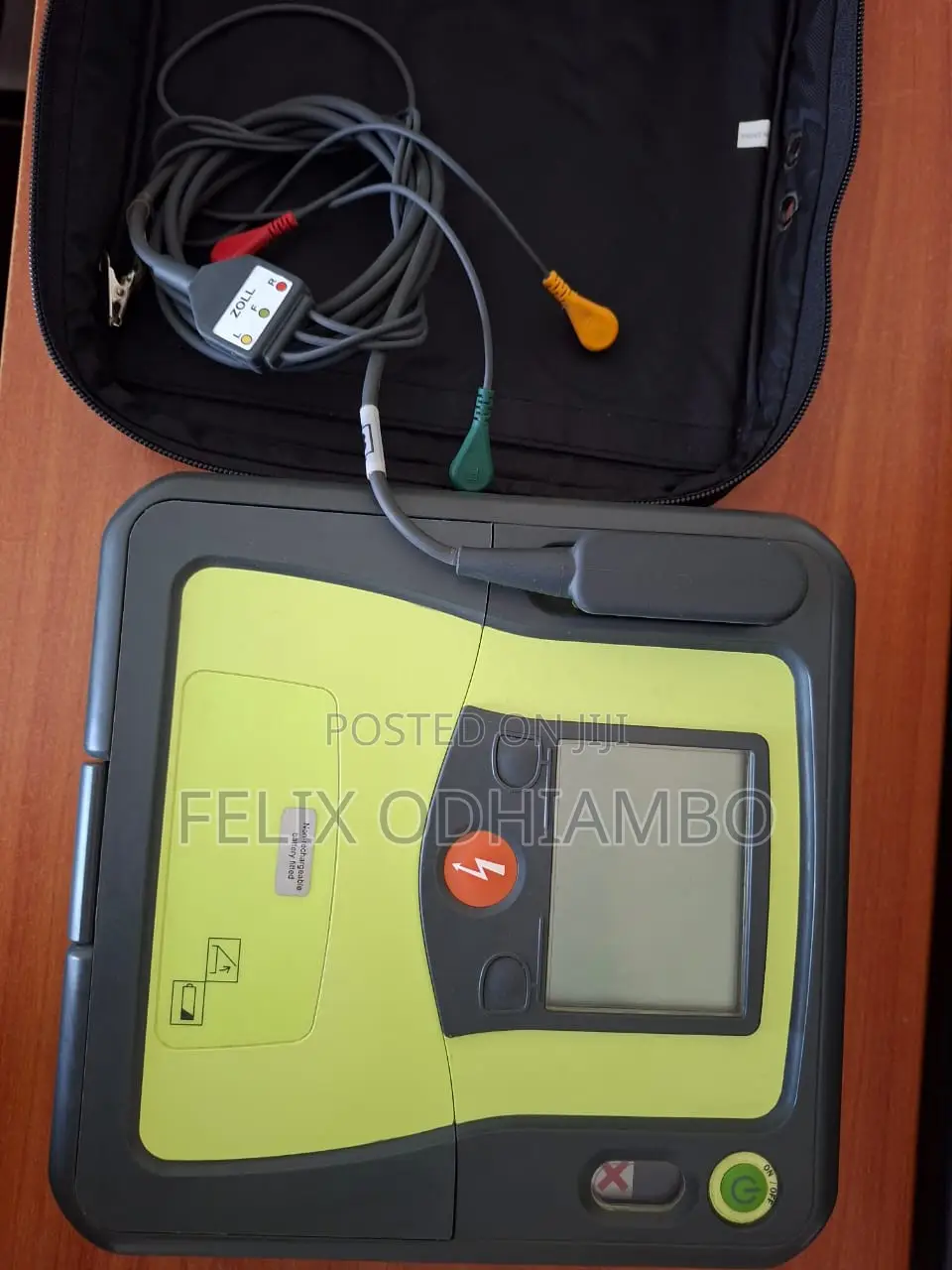Defibrillator