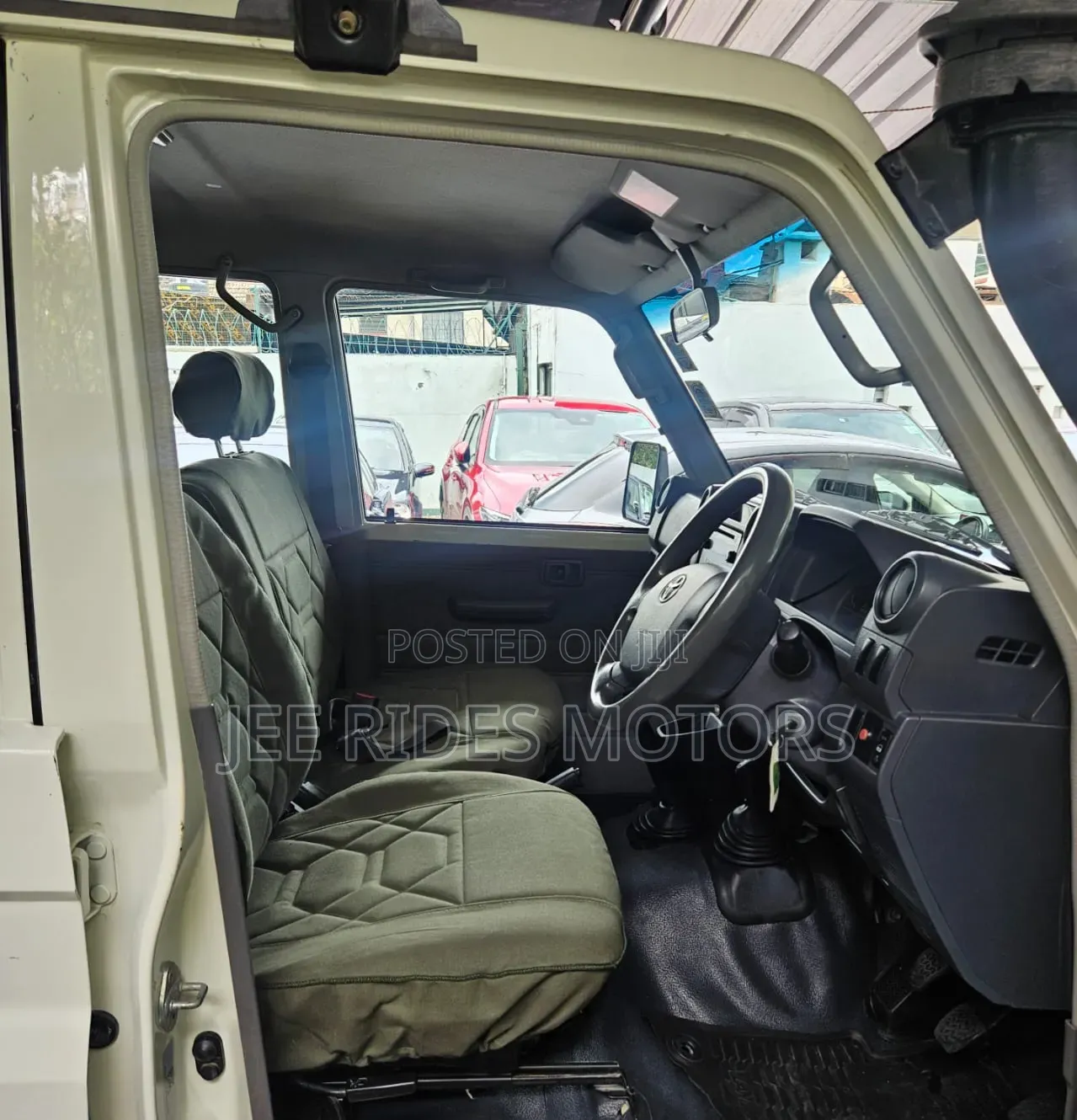 Toyota Land Cruiser 2019 White