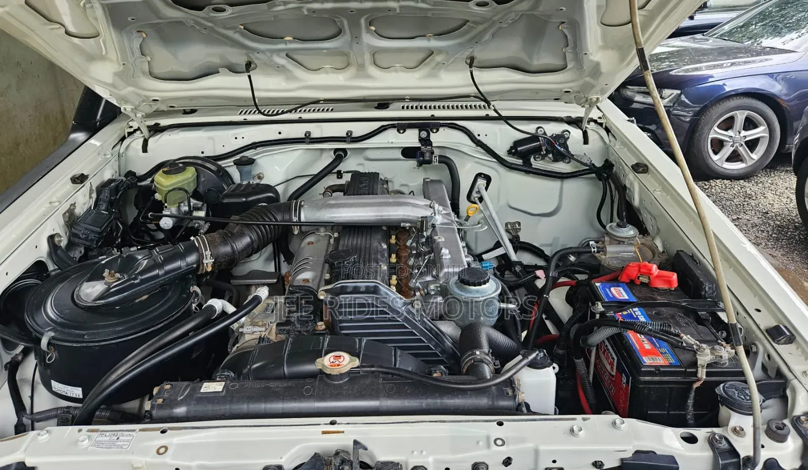 Toyota Land Cruiser 2019 White